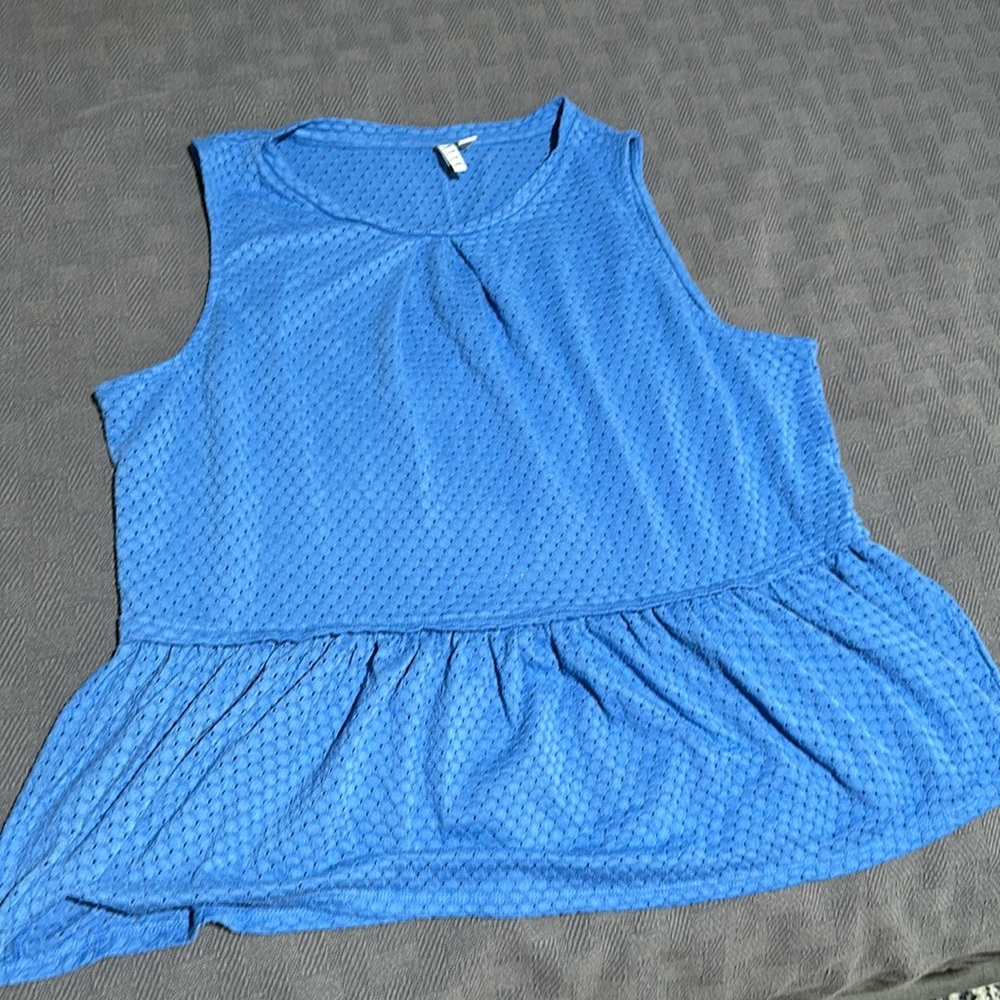 Elle xxl peplum top , like new